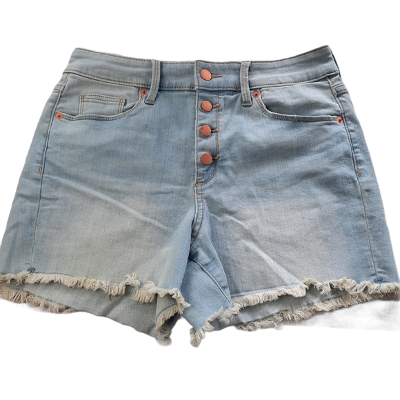 Universal Thread | Shorts | Universal 